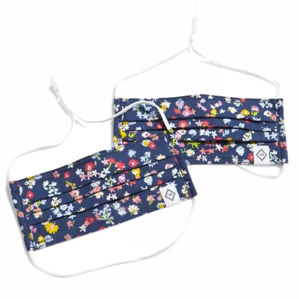 Vera Bradley 2 Scattered Wildflowers Face Mask